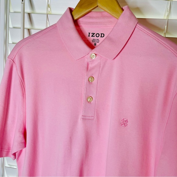 🩷 IZOD MENS POLO STYLE SIZE MEDIUM SOFT PINK LIKE NEW GREAT SUMMER SHIRT - Picture 3 of 4